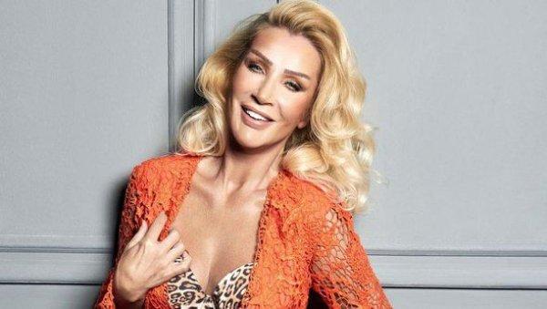 Seda Sayan Mahsun Kırmızıgül'ü aradı