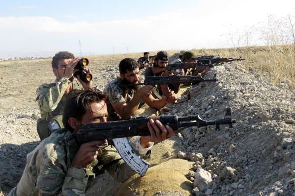 İdlib’de muhalifler, kara harekatına karşı eli tetikte bekliyor