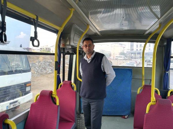 Kocaeli'de hırsızlar halk otobüsünü güpegündüz soydu