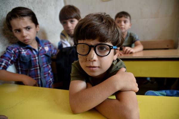 İdlib'de okula giden çocuklar