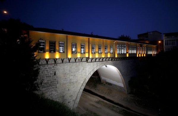 Irgandı Çarşılı Köprüsü'ne ziyaretçi yoğunluğu