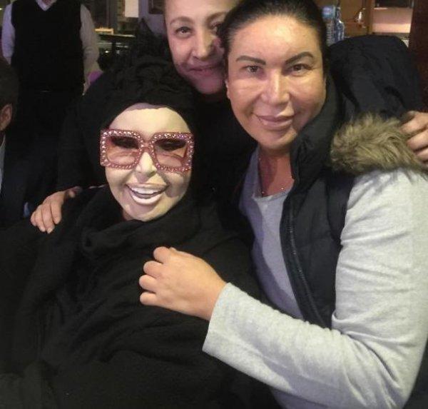 Bülent Ersoy'a benzemek için 10 ameliyat oldu