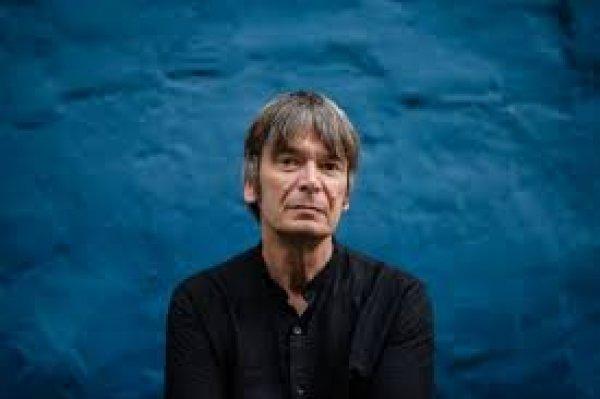 The Guardian’dan, yeni dönemde beklenen 50 kitabın listesi