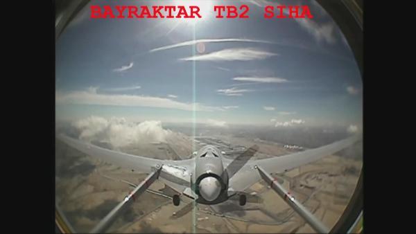 Bakan Soylu Bayraktar SİHA'yı yönetti