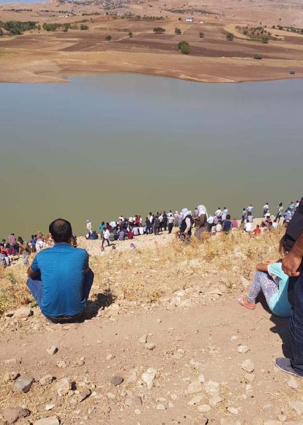 Askerden 3 ay önce gelen Furkan, gölette boğuldu
