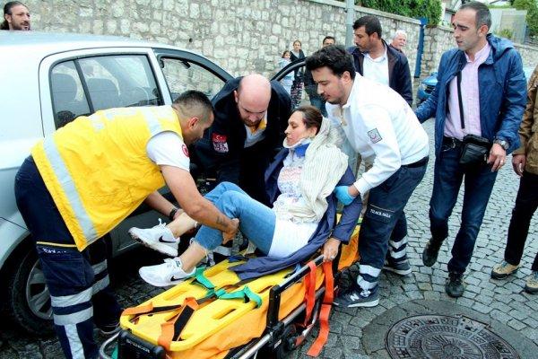 Yardım etmek istediği kazazede eşi çıktı