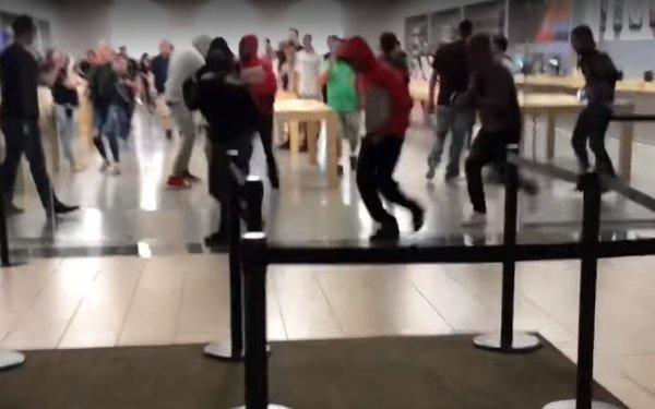 Apple'ın Kaliforniya'daki mağazası soyuldu