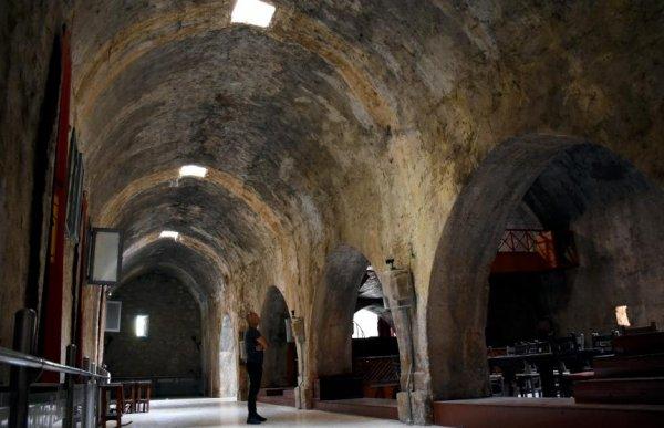 Tarihe meydan okuyan kervansaray: Alarahan