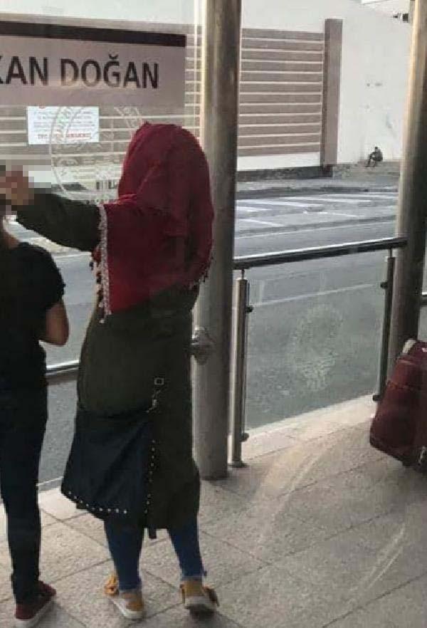 Tramvayda biraz yana kayılmasını isteyince dayak yedi