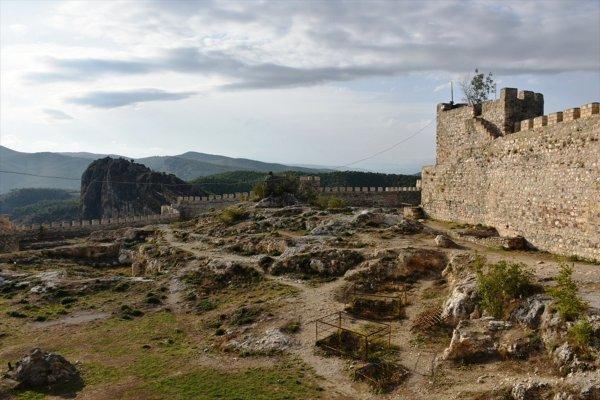 Boyabat Kalesi turizme katkı için tanıtılacak