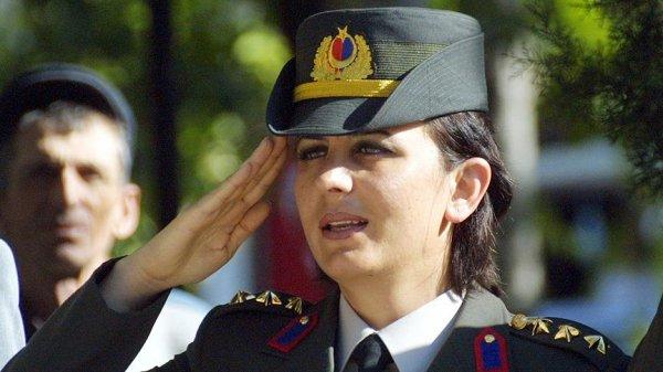 Şehit Yarbay Songül Yakut'a hakarete 14 ay ceza