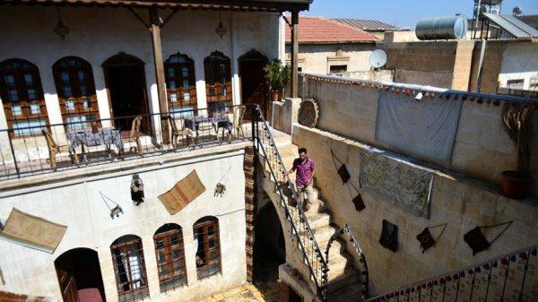 Tarihi evler butik otele dönüşüyor