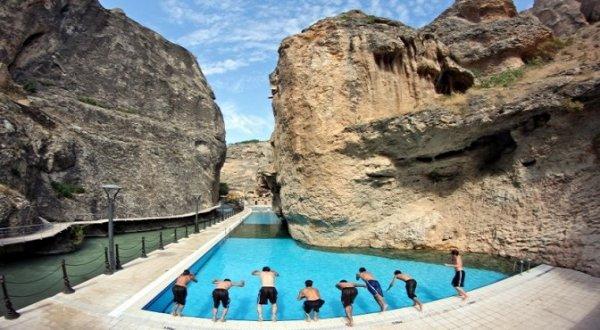 Herkesi ‘gardaş’ bilen şehir: Malatya