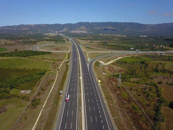 Gebze- Orhangazi- İzmir Otoyolu'nun yüzde 95'i tamamlandı