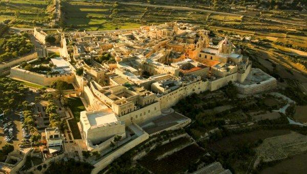 Görkemli duvarları olan dünya kentleri