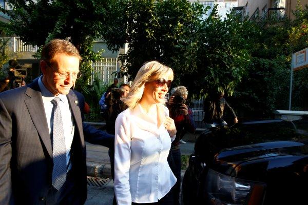 Papaz Brunson'un eşi duruşma için yola çıktı