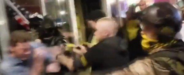 ABD'de sağ-sol kavgası