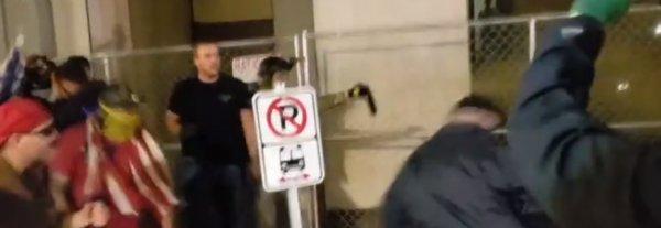 ABD'de sağ-sol kavgası