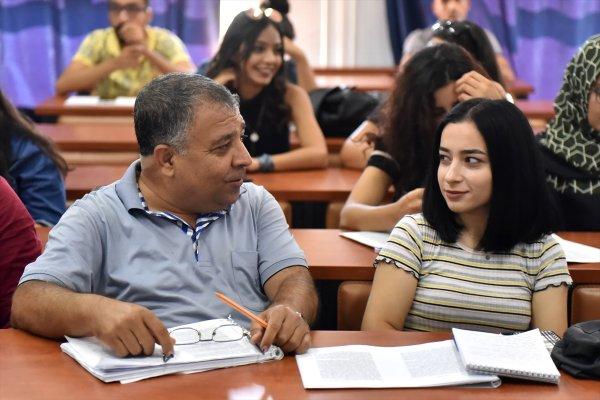 Hem öğretmen hem öğrenci