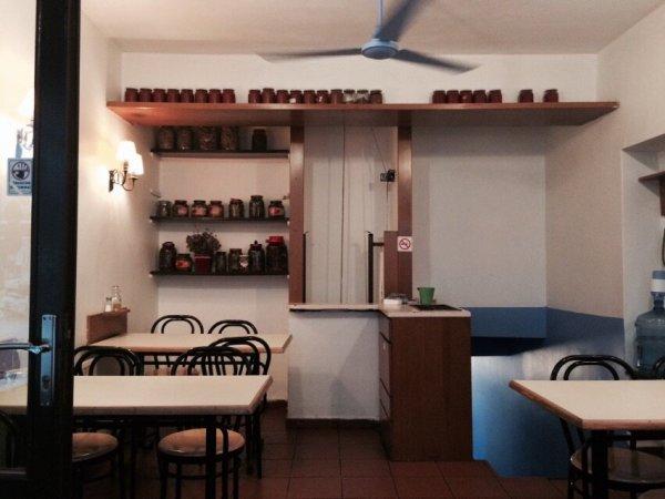 Taksim’de kolay kolay bulamayacağın gizli kafeler