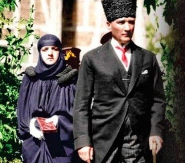 Atatürk’ün Latife Hanım’a taktığı nikâh yüzüğü