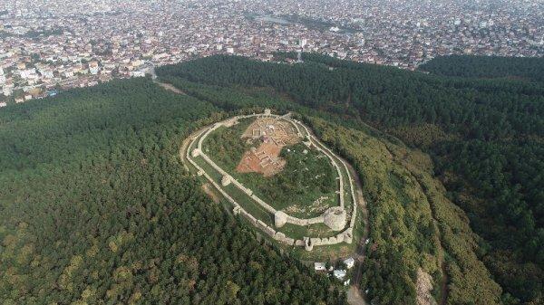 Aydos Kalesi'nde restorasyon çalışmaları sürüyor