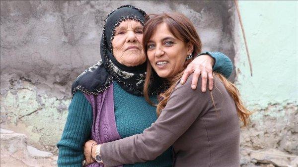 51 yıl sonra annesine kavuştu