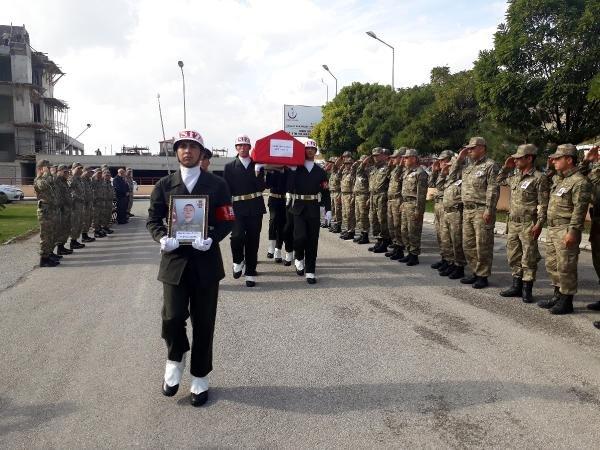 Kalp krizi geçiren bedelli asker hayatını kaybetti