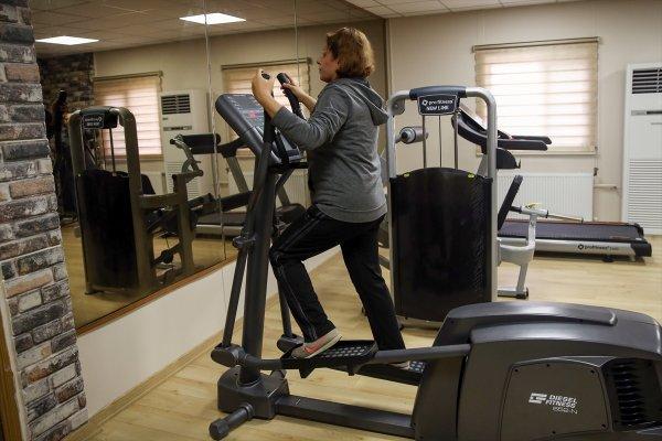 Sadece kadınların girebileceği kıraathane hizmete girdi