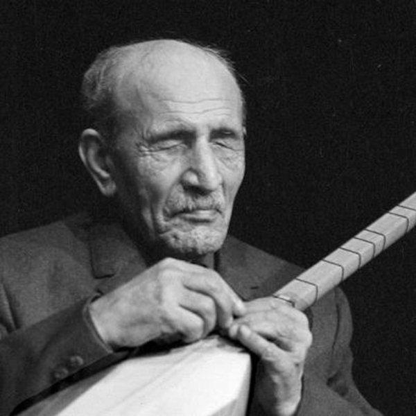 Bugün Aşık Veysel'in 124'üncü doğum günü