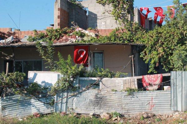 Donarak şehit olan askerlerin ateşi Mersin’e düştü