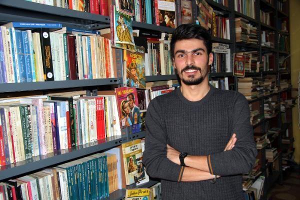 Çöpte bulduğu kitap hayatını değiştirdi