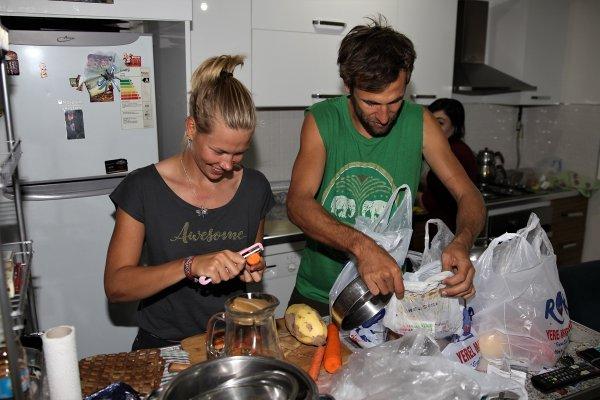 Brüksel'den Van'a bisikletle geldiler