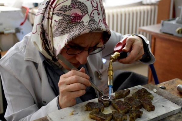 Padişahlarının eşyaları aksesuarlara uyarlandı