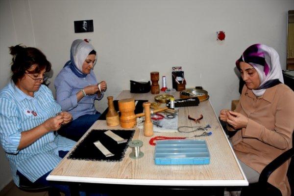 Padişahlarının eşyaları aksesuarlara uyarlandı