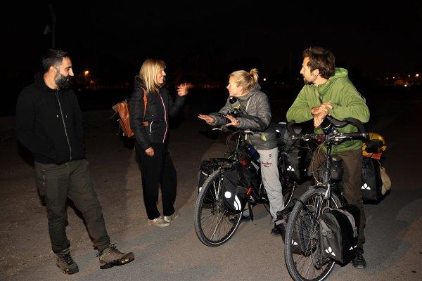 Brüksel'den Van'a bisikletle geldiler