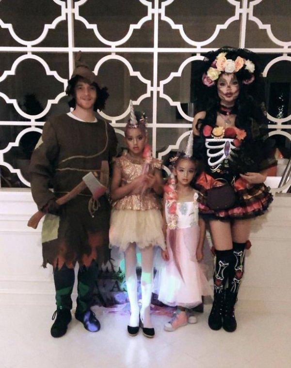 Adriana Lima ve Metin Hara'nın Halloween kostümü