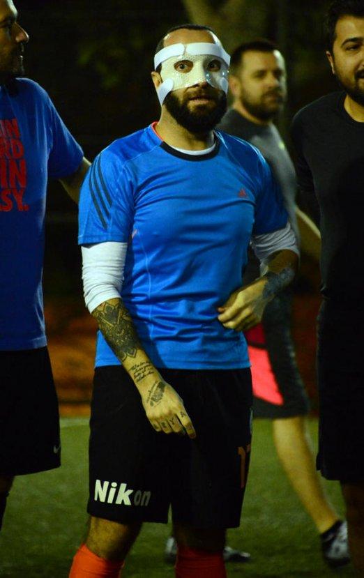 Berkay'ın koruyucu maskesi