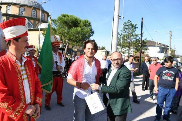 Kartepe Belediyesinden asker uğurlaması