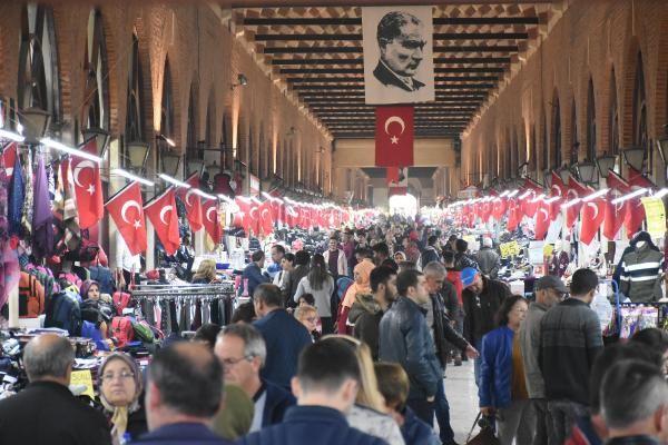 Turistler 'Beyaz geceler' için Edirne'ye akın ediyor
