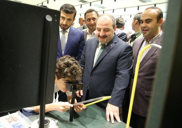 Bakan Varank ve Türkmen Üsküdar'da Bilim Merkezi açtı