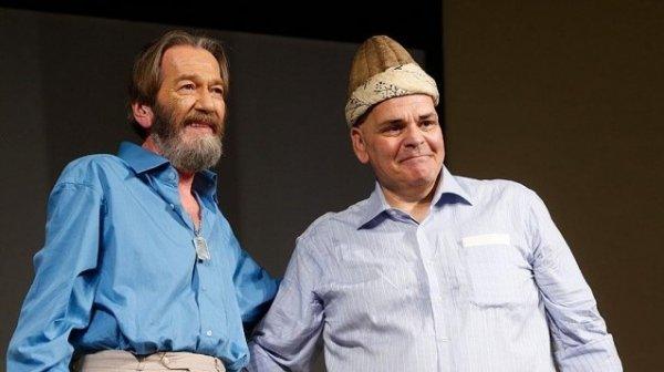 İsmail Dümbüllü kimdir - biyografisi