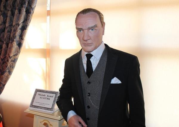 10 Kasım öncesi Ata Anı Evi’ne ziyaretçi akını