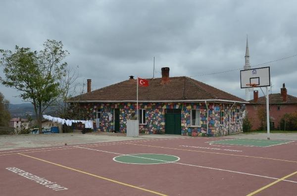 Öğretmen seminere katıldı öğrenciler 7 gün izinli oldu