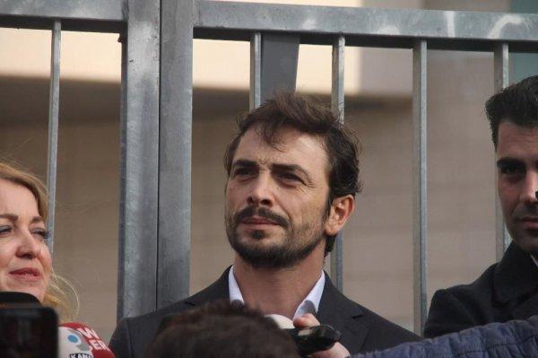 Ahmet Kural psikoloğa gidecek