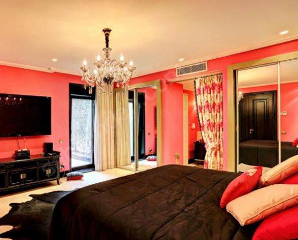 Ajda Pekkan, villasına alıcı bulamıyor