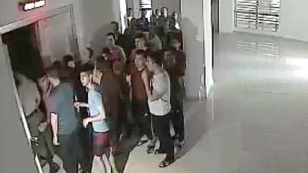 FETÖ'cüler dabreye karşı gelen askerleri gözaltına almış