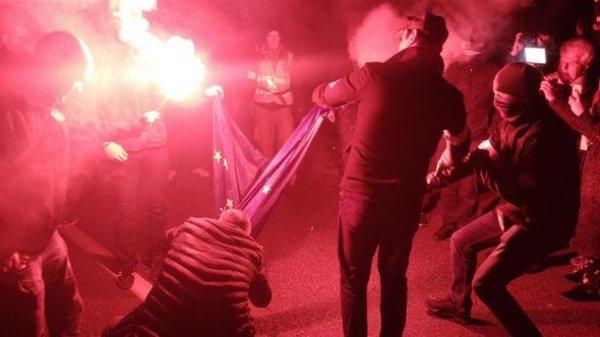 Polonya'da Neonaziler bağımsızlık gününü kutladı