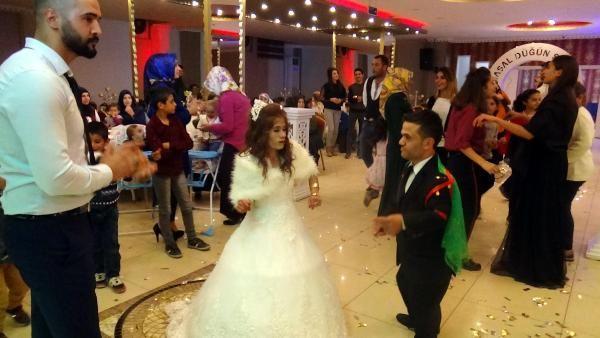 Sosyal medyadan tanışıp, murada erdiler