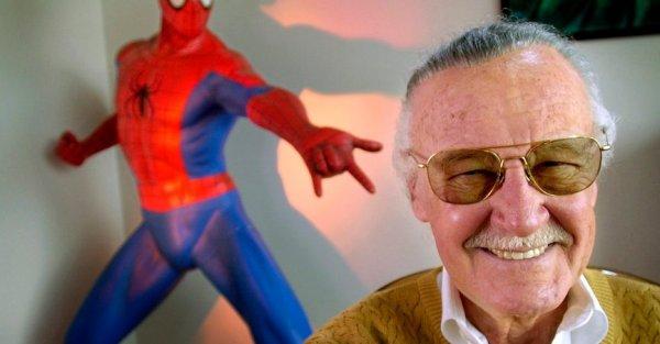 Ünlü çizgi roman yazarı Stan Lee hayatını kaybetti